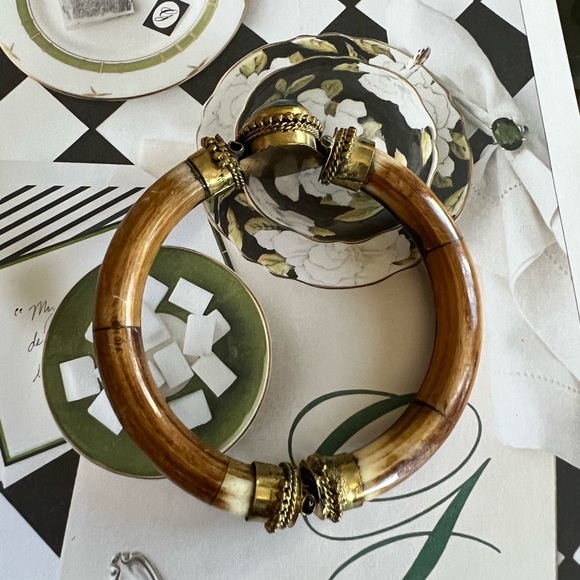 Anthropologie Tibetan Green Stone bangle bracelet - Picture 8 of 9